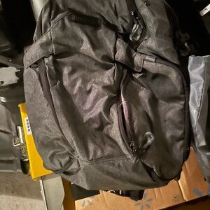 MAXPEDITION ENTITY 21 CCW-ENABLED EDC BACKPACK CHARCOAL